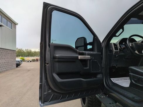 Used 2022 Ford F250 Lariat w/ Tremor Off-Road Package AWD/4WD image 10