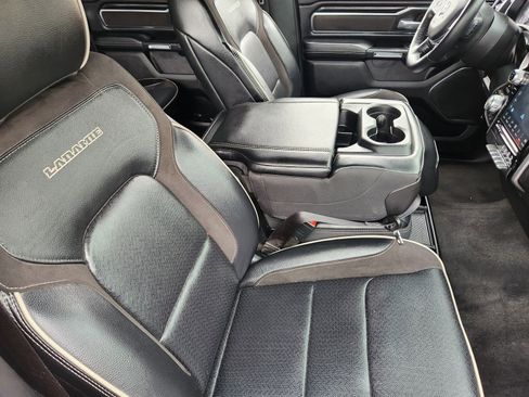 Used 2024 RAM 1500 Laramie AWD/4WD image 25