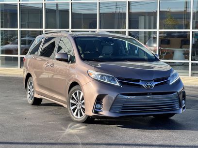 Used 2018 Toyota Sienna Limited Premium