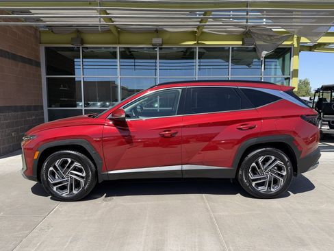 Used 2025 Hyundai Tucson Limited AWD/4WD image 7