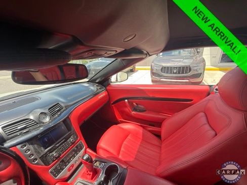 Used 2010 Maserati GranTurismo Convertible RWD image 14