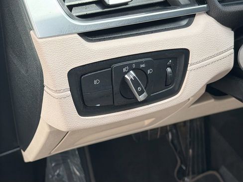 Used 2018 BMW X2 sDrive28i w/ Convenience Package FWD image 10