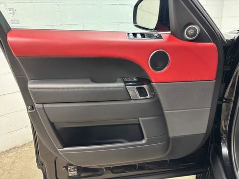 Used 2019 Land Rover Range Rover Sport HSE Dynamic image 26