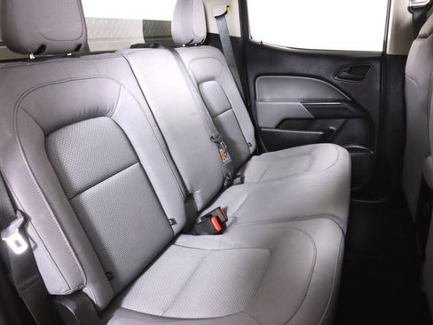 Used 2018 Chevrolet Colorado W/T w/ WT Convenience Package AWD/4WD image 36