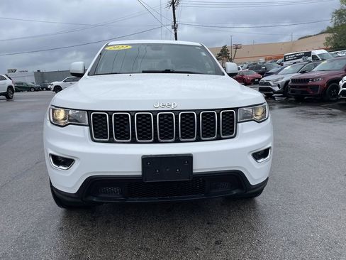 Used 2022 Jeep Grand Cherokee Laredo E AWD/4WD image 5