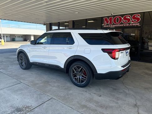 New 2026 Ford Explorer ST-Line w/ ST-Line Street Pack image 6