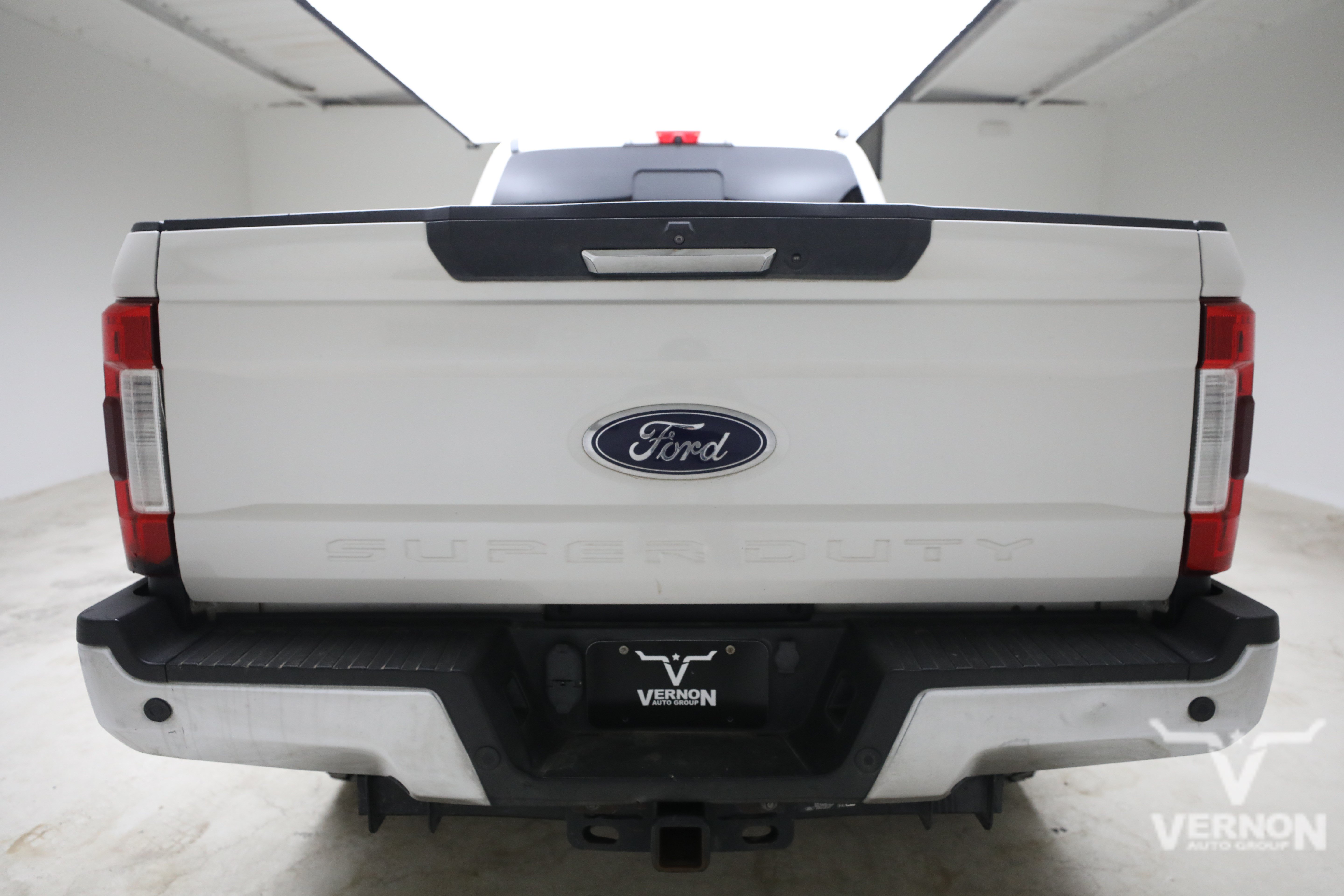 Used 2019 Ford F250 Lariat w/ Chrome Package AWD/4WD image 3