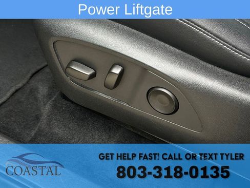 Used 2025 Chevrolet Traverse LT AWD/4WD image 8