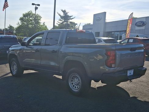 Used 2023 Chevrolet Colorado W/T RWD image 4