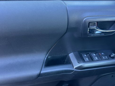 Used 2023 Toyota Tacoma TRD Sport w/ TRD Premium Sport Package image 11