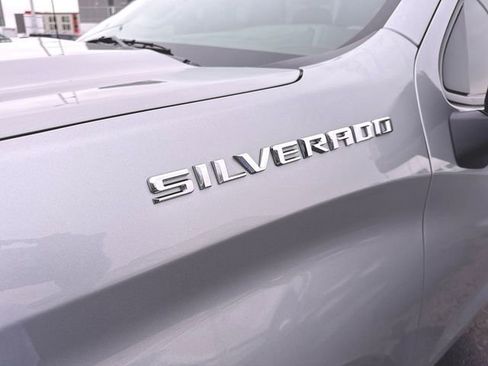 Used 2024 Chevrolet Silverado 1500 LT AWD/4WD image 30