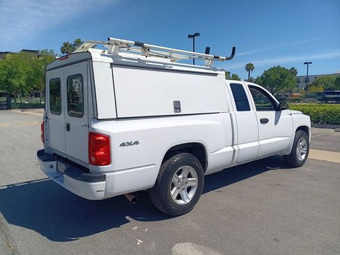 Used 2011 Dodge Dakota Big Horn w/ Skid Plate Group AWD/4WD image 10
