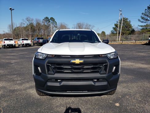 New 2026 Chevrolet Colorado W/T image 7
