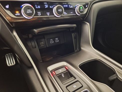 Used 2021 Honda Accord Sport image 22