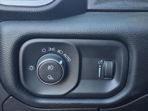 Used 2023 RAM 1500 Big Horn image 8