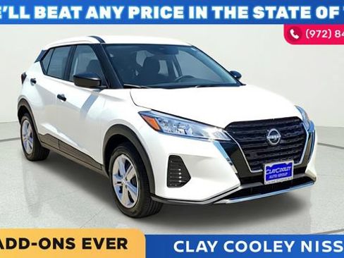 Certified 2025 Nissan Kicks Play S FWD image 1