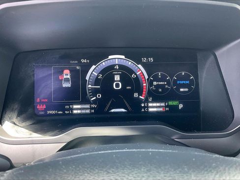 Used 2024 Toyota Tundra Limited AWD/4WD image 25