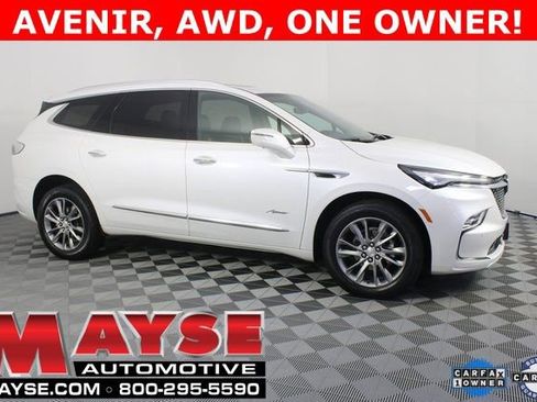 Used 2022 Buick Enclave Avenir w/ Avenir Technology Package image 1
