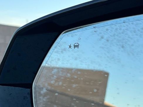 Used 2024 GMC Yukon AT4 image 19