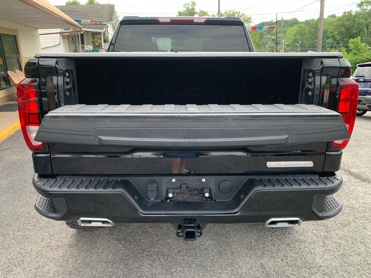 Used 2023 GMC Sierra 1500 Elevation AWD/4WD image 14