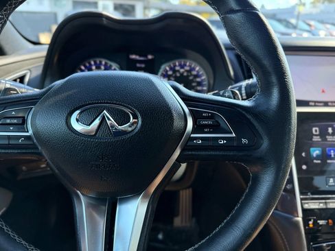 Used 2018 INFINITI Q60 3.0t Sport w/ Sensory Package 3.0T Sport image 21