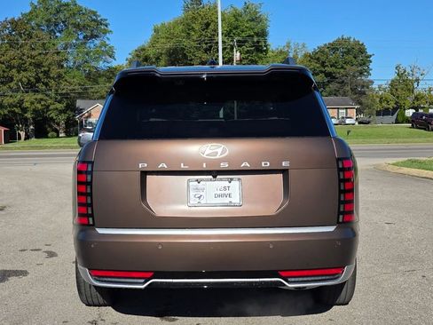 New 2026 Hyundai Palisade Calligraphy FWD image 7