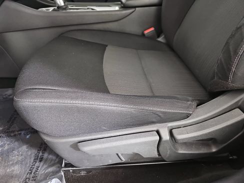Certified 2021 Nissan Sentra SV FWD image 27