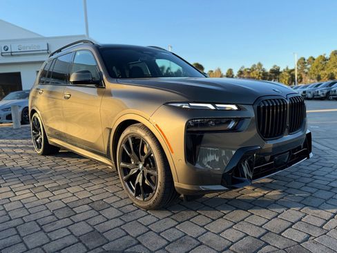 New 2026 BMW X7 xDrive40i w/ M Sport Package image 7