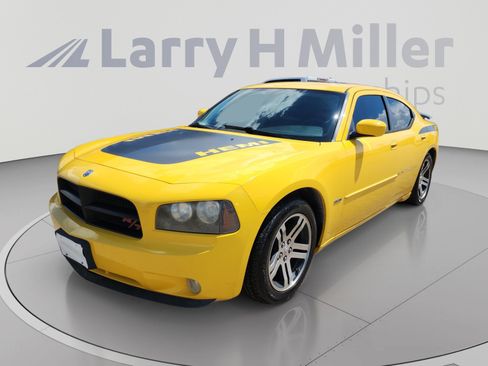 Used 2006 Dodge Charger R/T RWD image 1