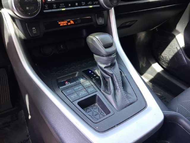 Used 2022 Toyota RAV4 XLE AWD/4WD image 20