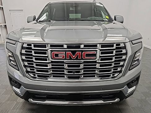 New 2025 GMC Yukon XL Denali w/ Sun & Power Step Package image 3