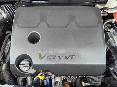 Certified 2023 Chevrolet Traverse RS FWD image 31
