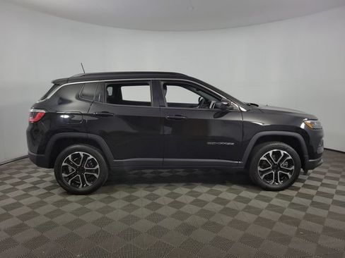 Used 2023 Jeep Compass Limited AWD/4WD image 10