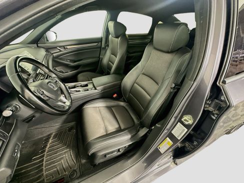 Used 2019 Honda Accord Sport image 13