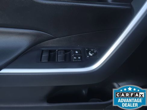 Used 2021 Toyota RAV4 XLE Premium image 63