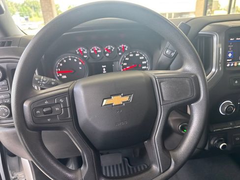 Used 2024 Chevrolet Silverado 2500 Custom w/ Z71 Off-Road Package AWD/4WD image 11