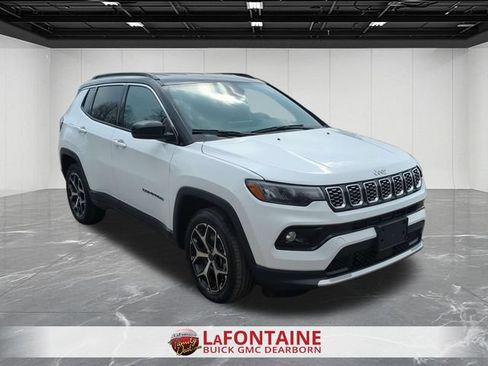 Used 2025 Jeep Compass Limited AWD/4WD image 2