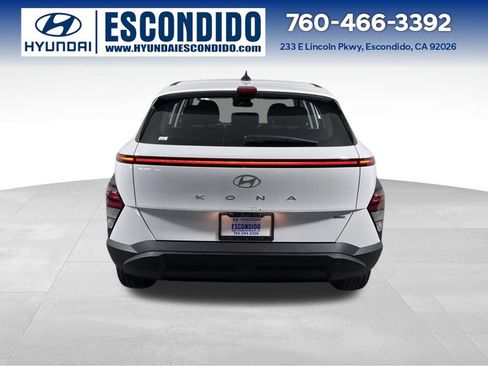 New 2026 Hyundai Kona SE image 4
