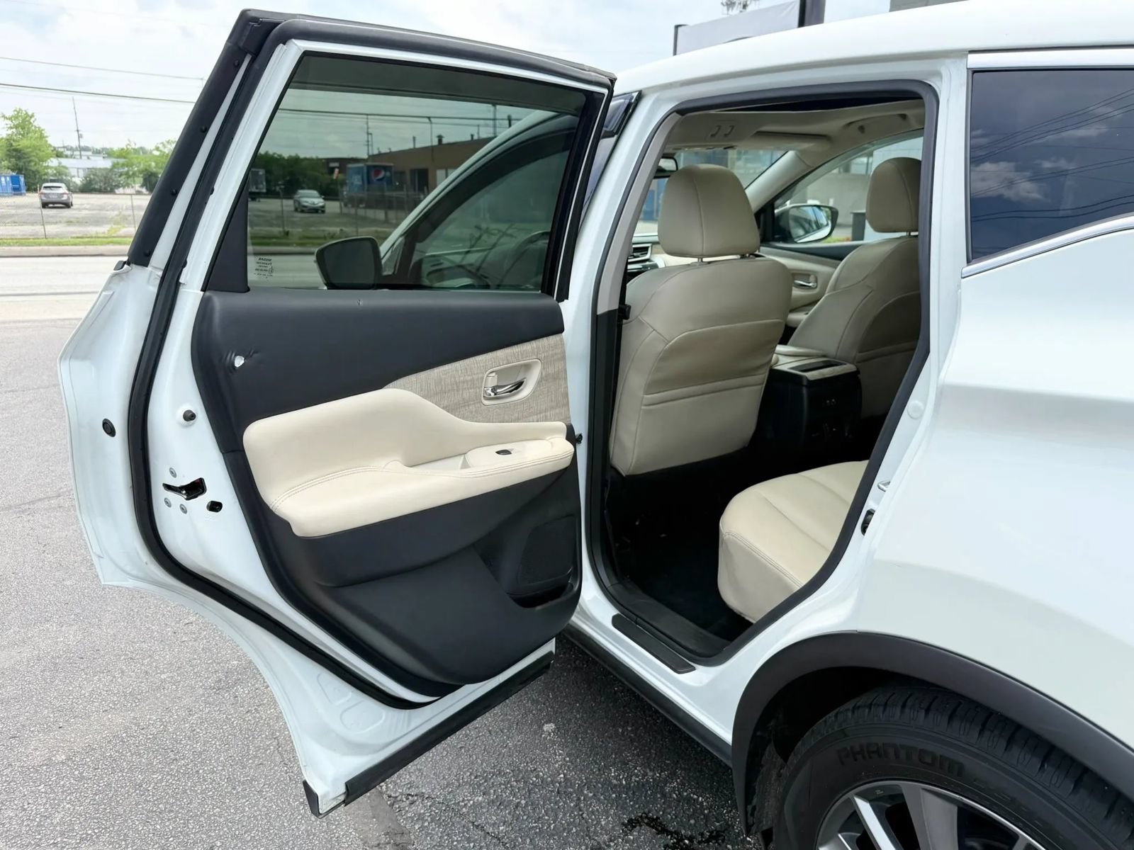 Used 2021 Nissan Murano SV w/ SV Special Edition Package AWD/4WD image 22