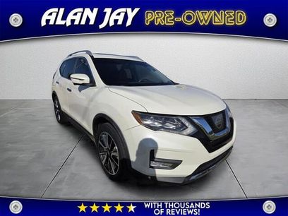 Used 2017 Nissan Rogue SL w/ SL Premium Package