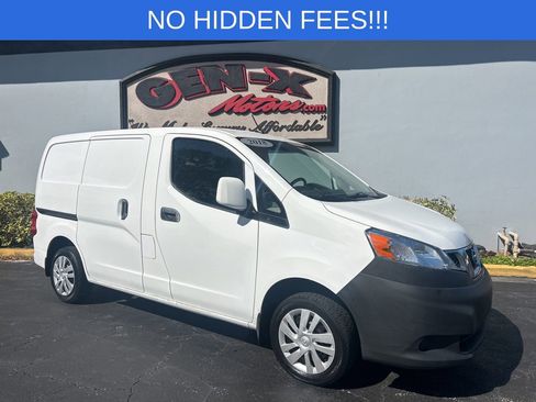 Used 2018 Nissan NV200 SV image 1