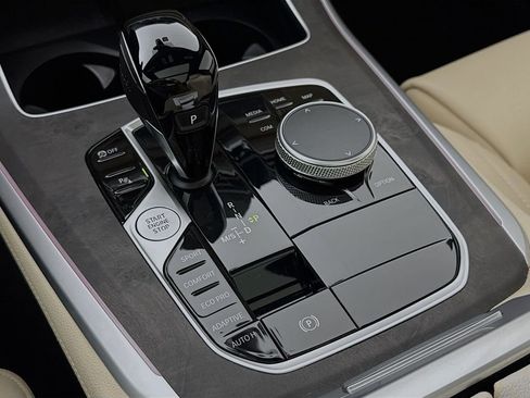 Used 2022 BMW X5 sDrive40i RWD image 19