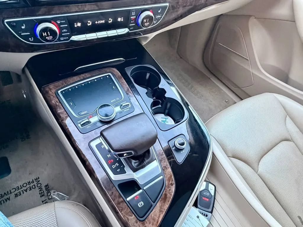 Used 2018 Audi Q7 3.0T Premium Plus AWD/4WD image 20
