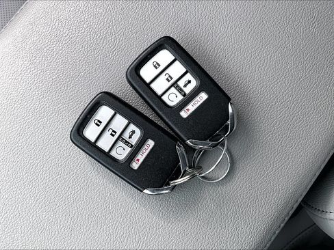 Used 2019 Honda Accord EX-L image 32