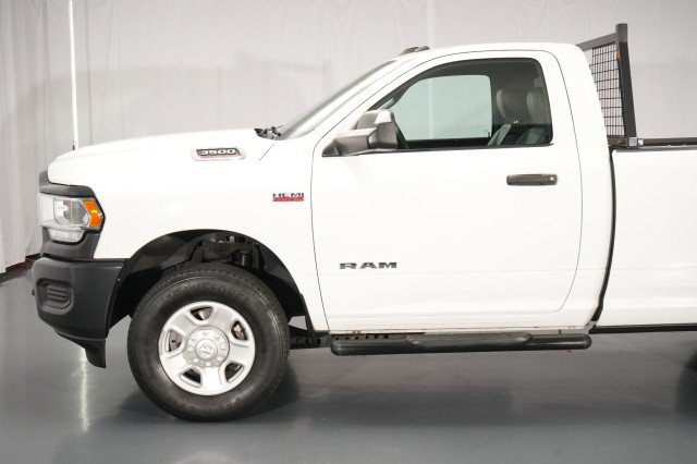 Used 2022 RAM 3500 Tradesman AWD/4WD image 3