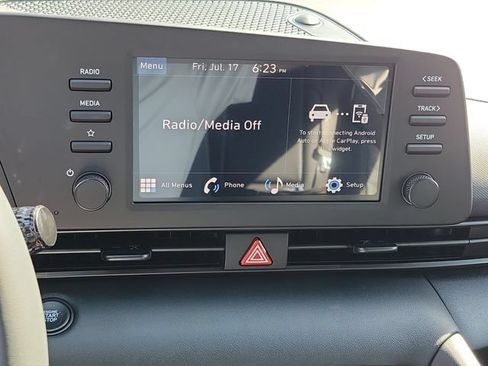 New 2026 Hyundai Elantra SEL Sport FWD image 11