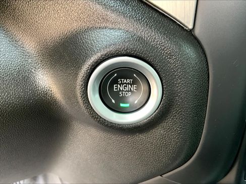 Used 2022 GMC Sierra 1500 Denali w/ Denali Premium Package AWD/4WD image 35