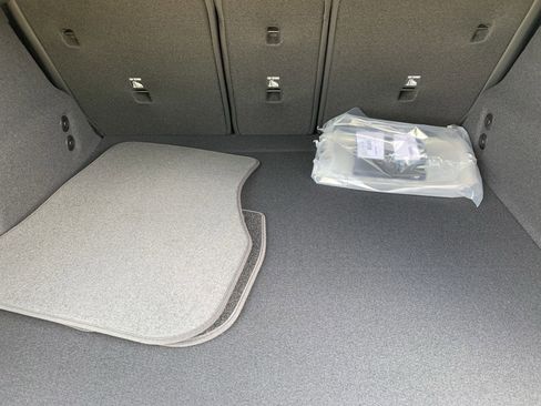 Used 2025 BMW X1 xDrive28i w/ Convenience Package image 35