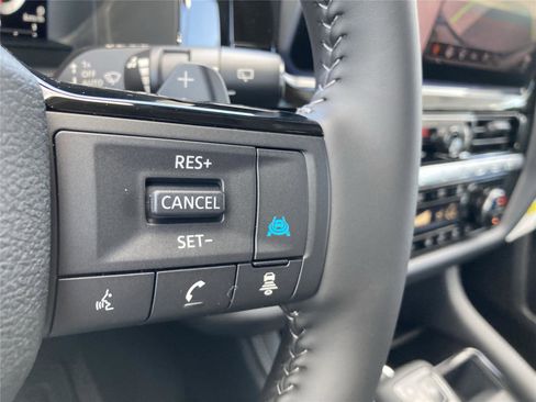 New 2026 Nissan Pathfinder Platinum w/ Cargo Package image 20