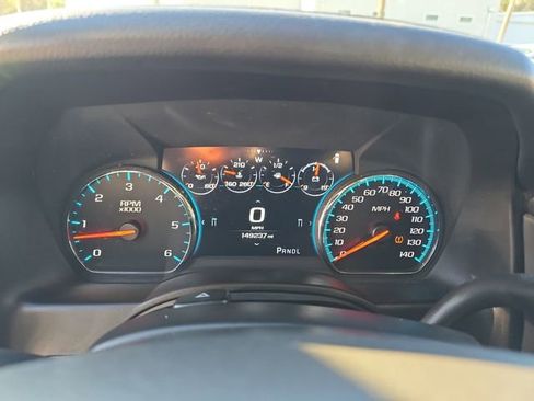 Used 2017 Chevrolet Tahoe LT image 21